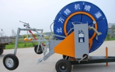 哈尔滨卷盘式喷灌机图片